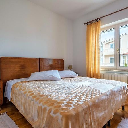 Apartment Majoran Pula Luaran gambar